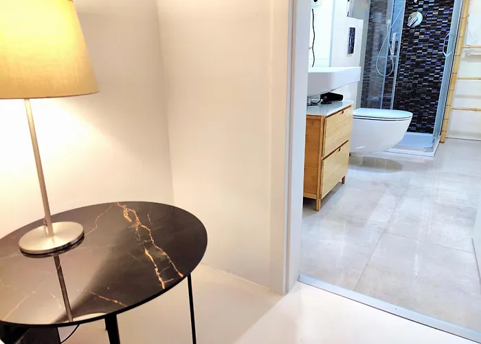 Appartement With Private Courtyard